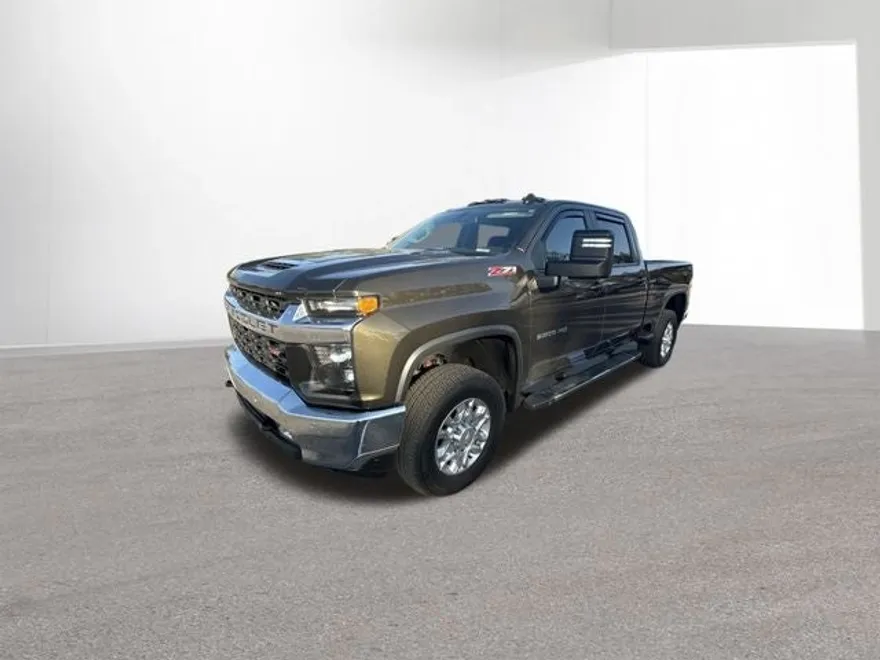 2023 Chevrolet Silverado 3500HD LT photo 1