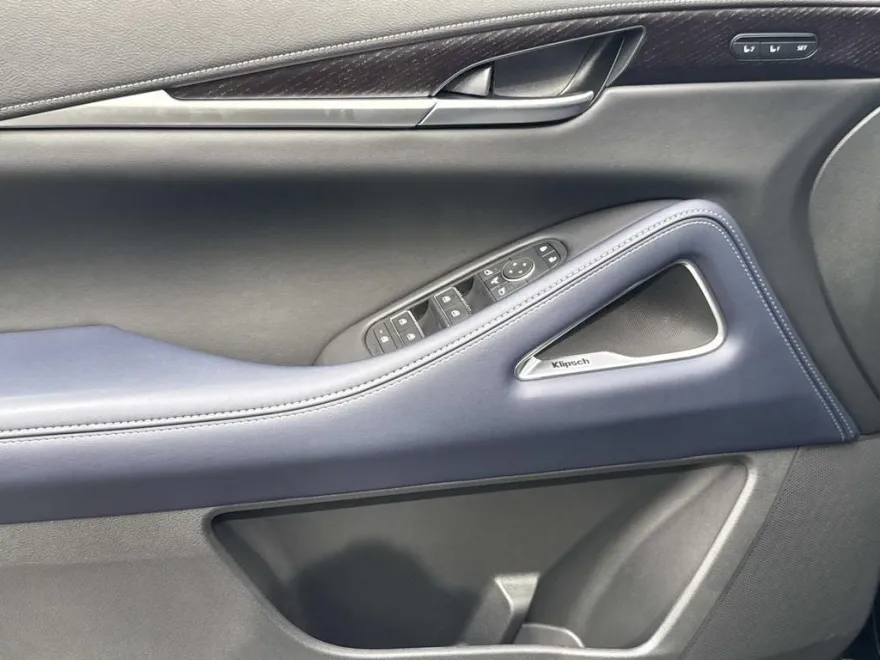 2026 Infiniti QX60 Luxe photo 1