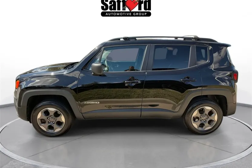 2017 Jeep Renegade Sport photo 1