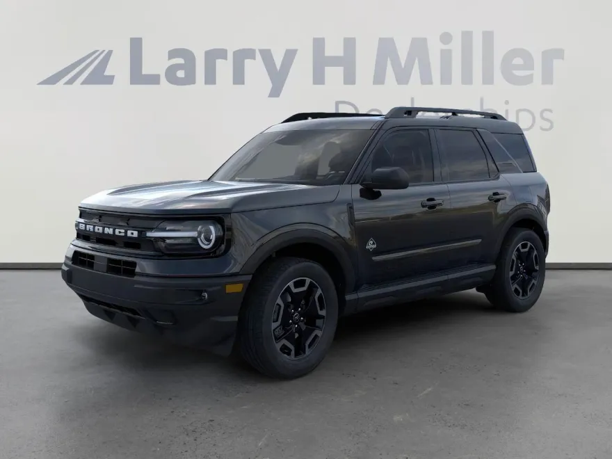 2024 Ford Bronco Sport Outer Banks photo 1
