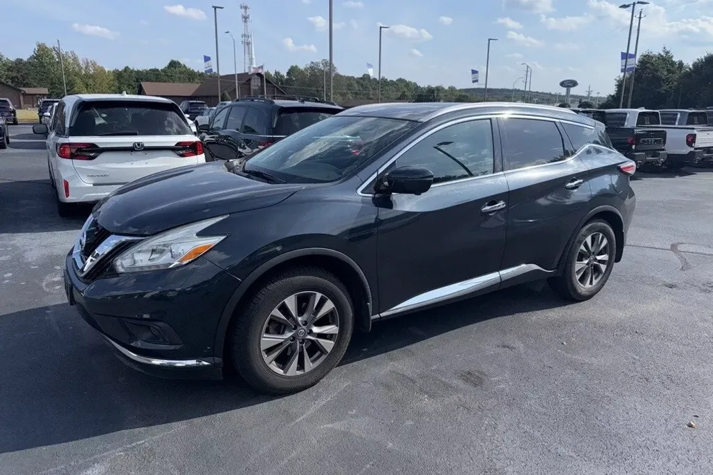 2017 Nissan Murano SL photo 1