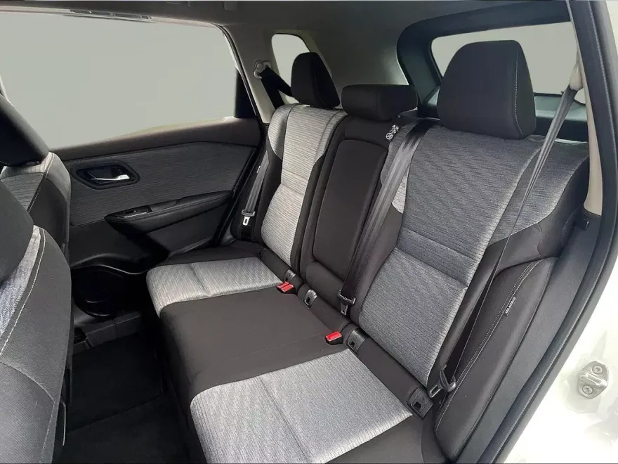 2023 Nissan Rogue SV photo 24