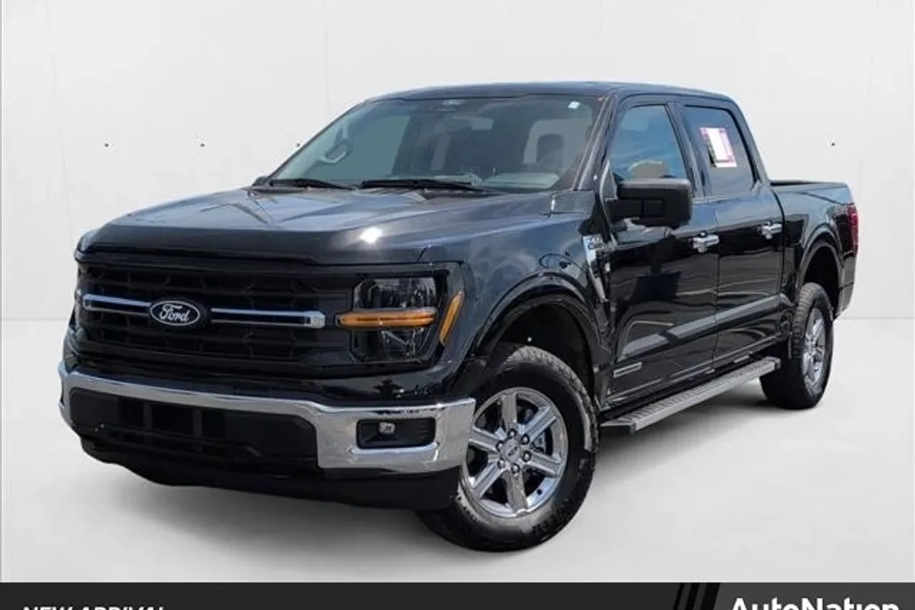 2024 Ford F-150 XLT photo 1