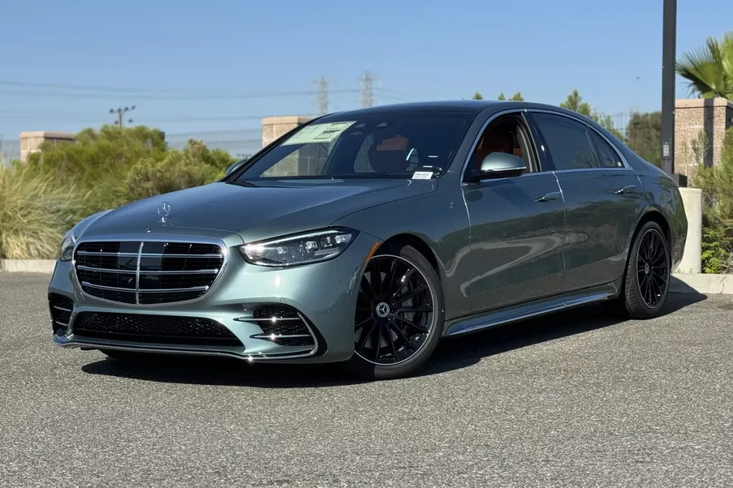 2026 Mercedes Benz S 580 4MATIC photo 1