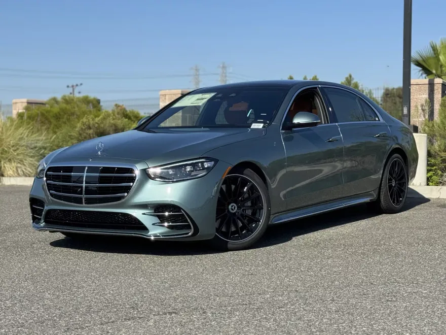2026 Mercedes Benz S 580 4MATIC photo 1