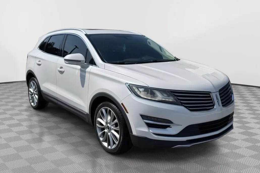 2017 Lincoln MKC Reserve photo 1