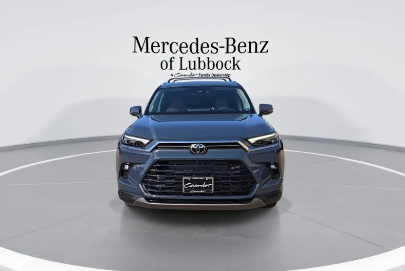 2026 Toyota Grand Highlander Platinum photo 1