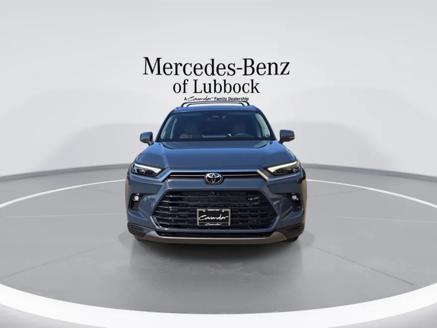 2026 Toyota Grand Highlander Platinum photo 1
