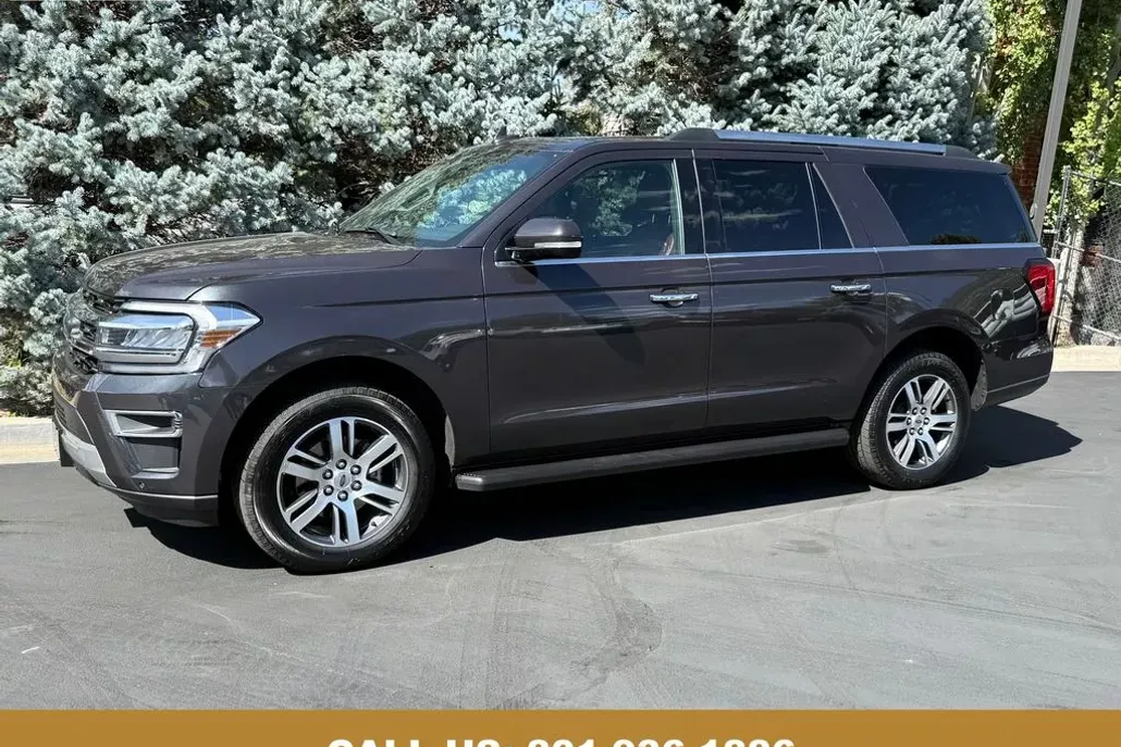2024 Ford Expedition MAX Limited photo 1