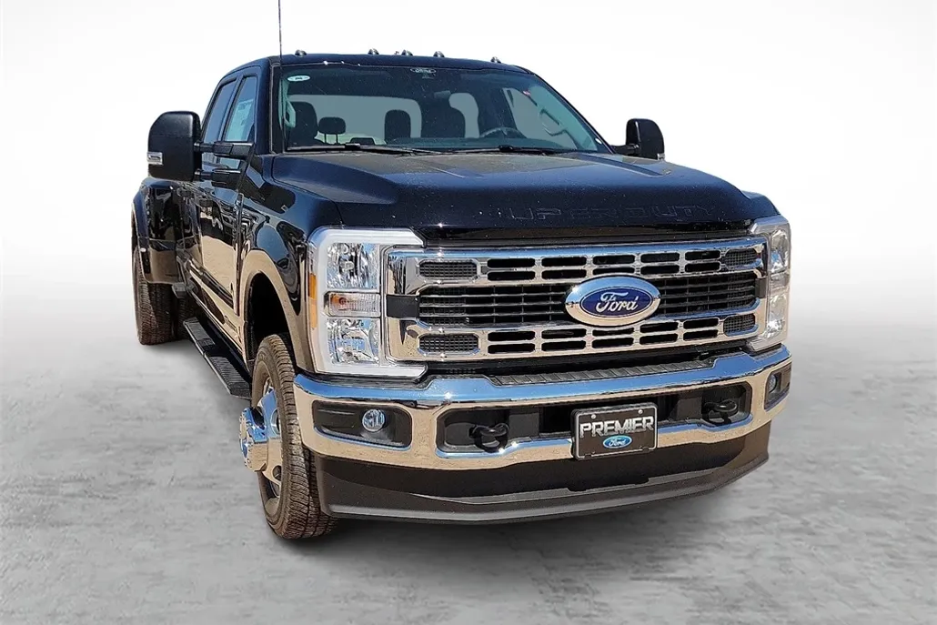 2026 Ford F-350 photo 1