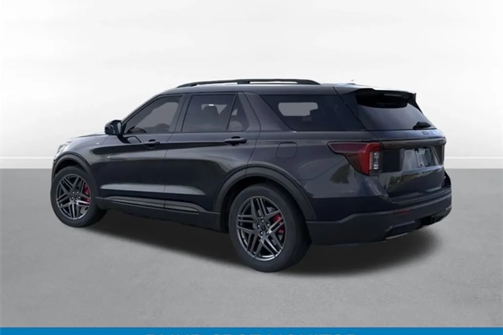 2025 Ford Explorer ST-Line photo 1