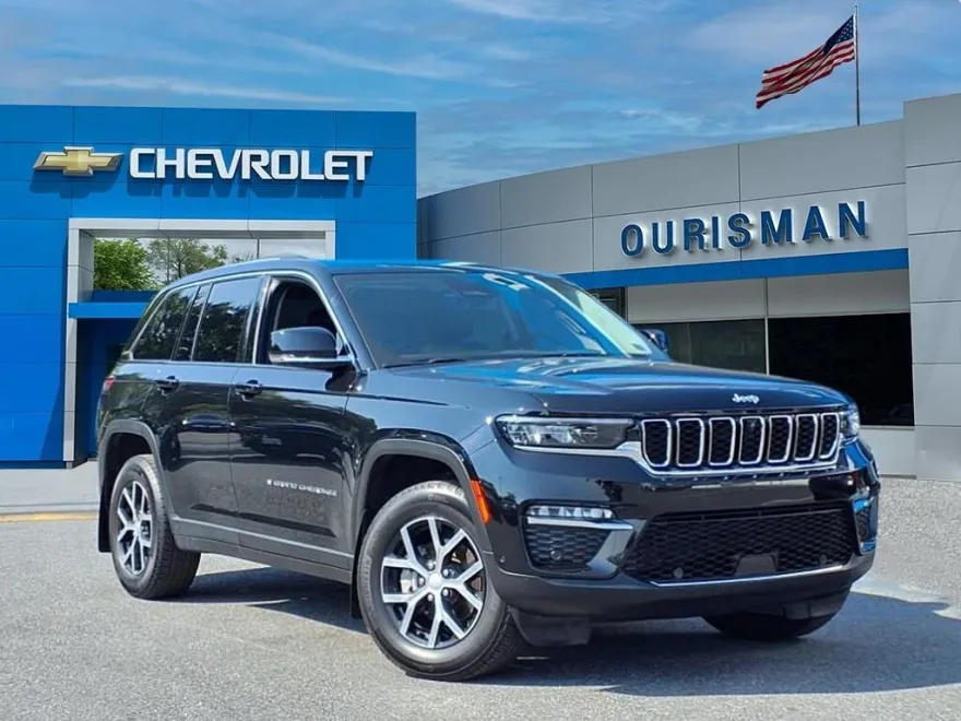 2023 Jeep Grand Cherokee Limited photo 1