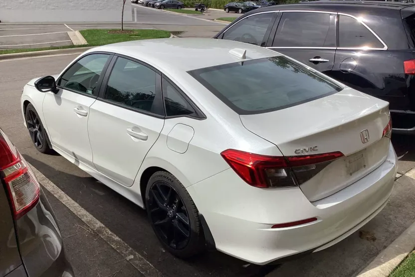 2022 Honda Civic Sport photo 1