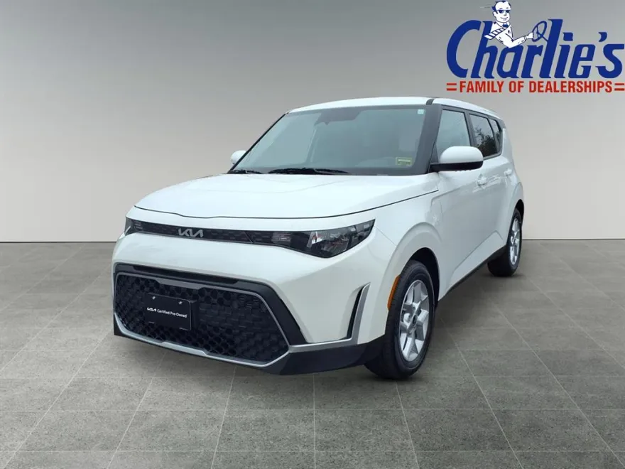 2024 Kia Soul LX S photo 1