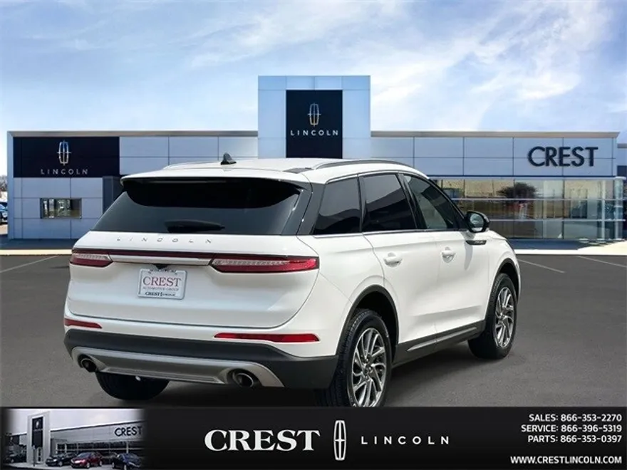 2022 Lincoln Corsair Standard photo 1