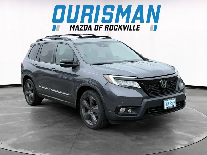2019 Honda Passport Touring photo 1