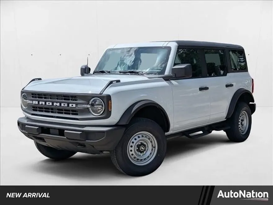 2025 Ford Bronco Base photo 1