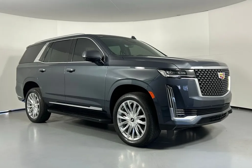 2022 Cadillac Escalade Premium Luxury photo 1