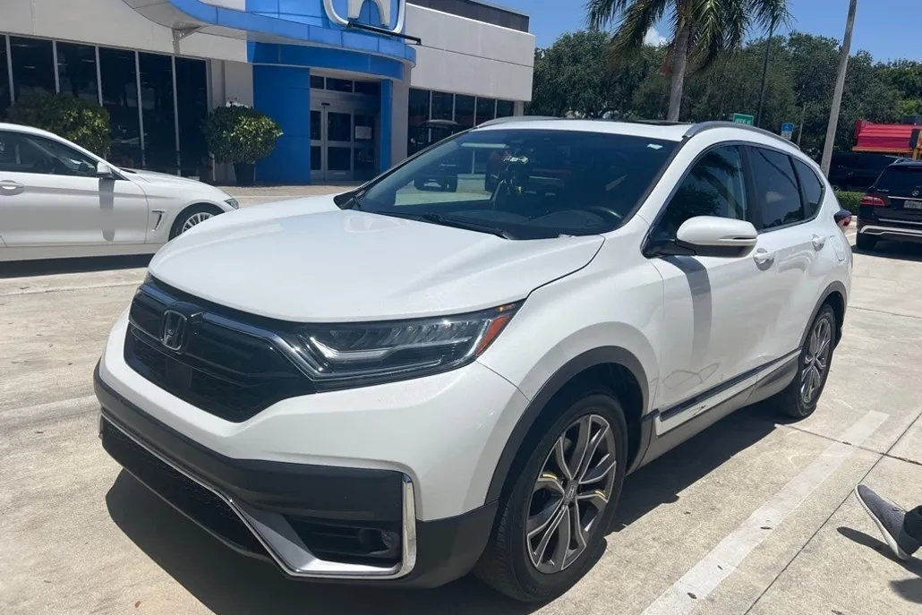 2020 Honda CR-V Touring photo 1