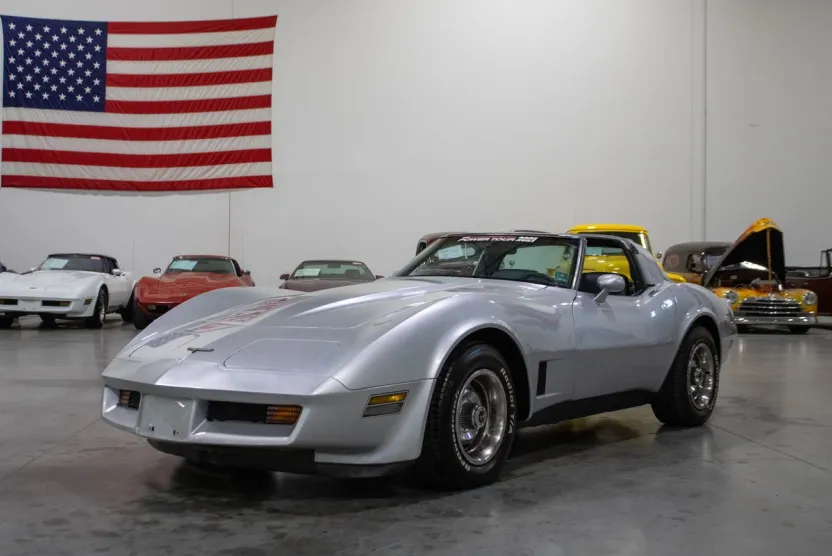 1981 Chevrolet Corvette photo 1
