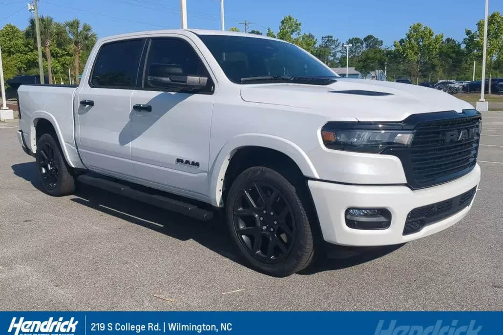2025 Ram 1500 Laramie photo 1