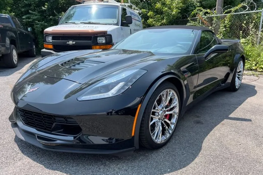 2015 Chevrolet Corvette Z06 2LZ Convertible photo 1