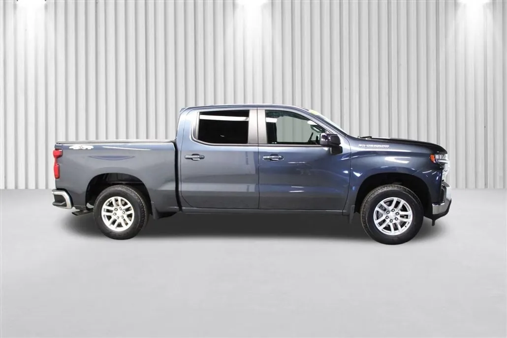 2021 Chevrolet Silverado 1500 LT photo 1