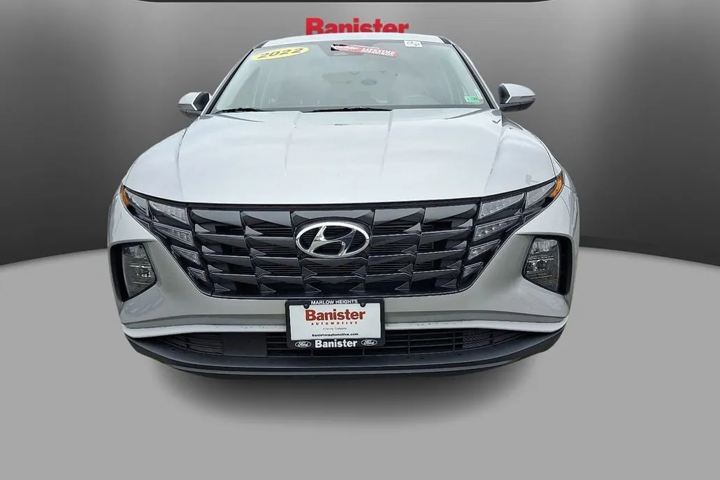 2022 Hyundai Tucson SE photo 1