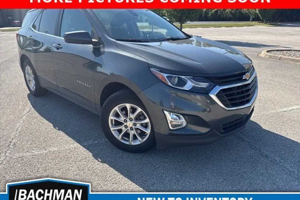 2021 Chevrolet Equinox LT photo 1
