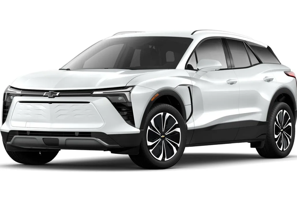 2024 Chevrolet Blazer EV photo 1