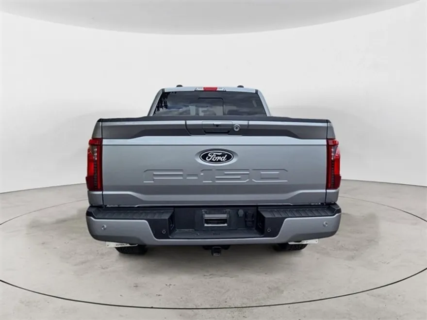 2024 Ford F-150 XLT photo 1