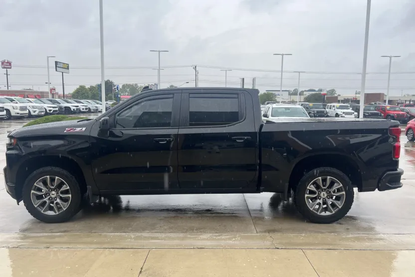 2019 Chevrolet Silverado 1500 RST photo 1