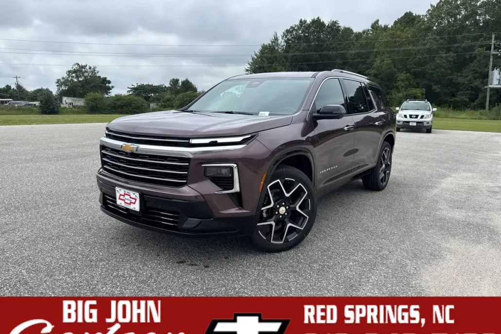 2026 Chevrolet Traverse High Country photo 1