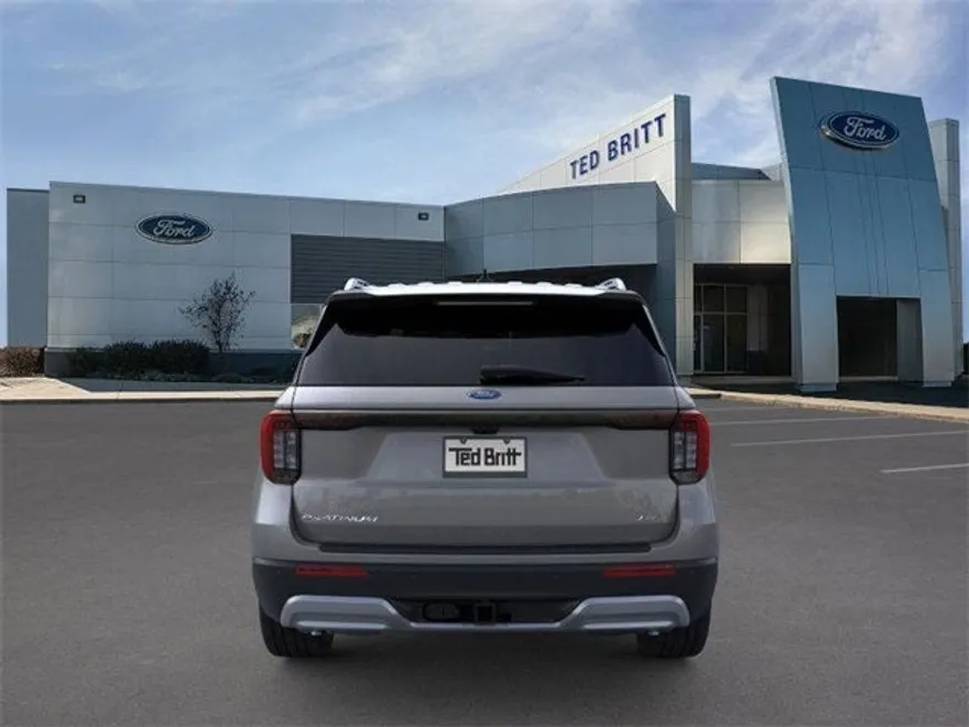 2025 Ford Explorer Platinum photo 1