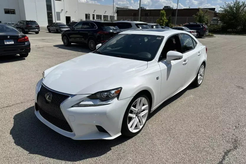 2016 Lexus IS 350 F SPORT photo 1