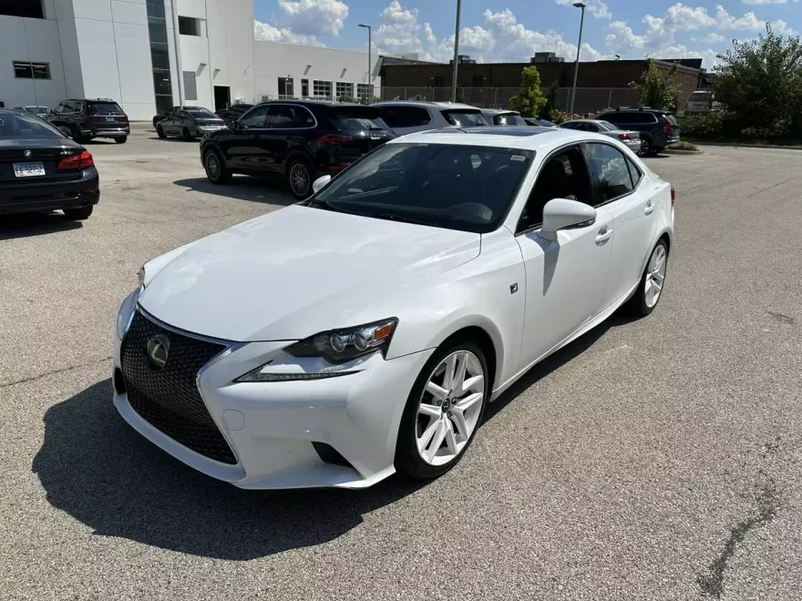 2016 Lexus IS 350 F SPORT photo 1