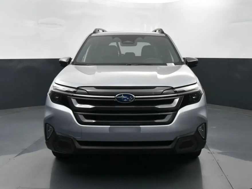 2025 Subaru Forester Limited photo 1
