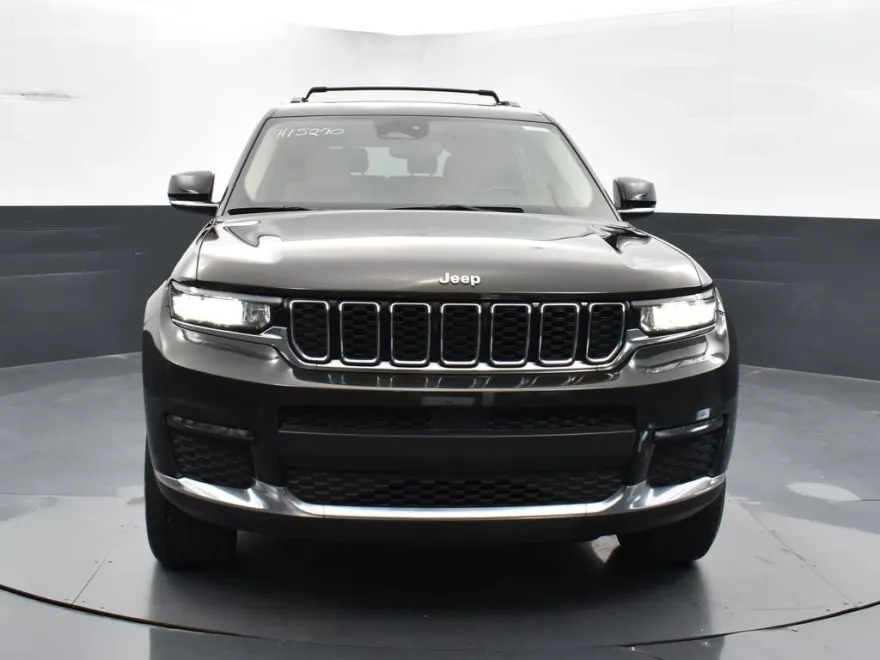 2022 Jeep Grand Cherokee Limited photo 1