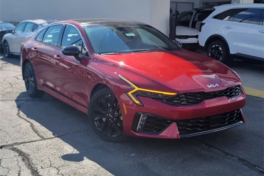 2026 Kia K5 GT photo 1
