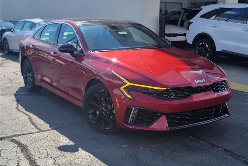 2026 Kia K5 GT photo 1