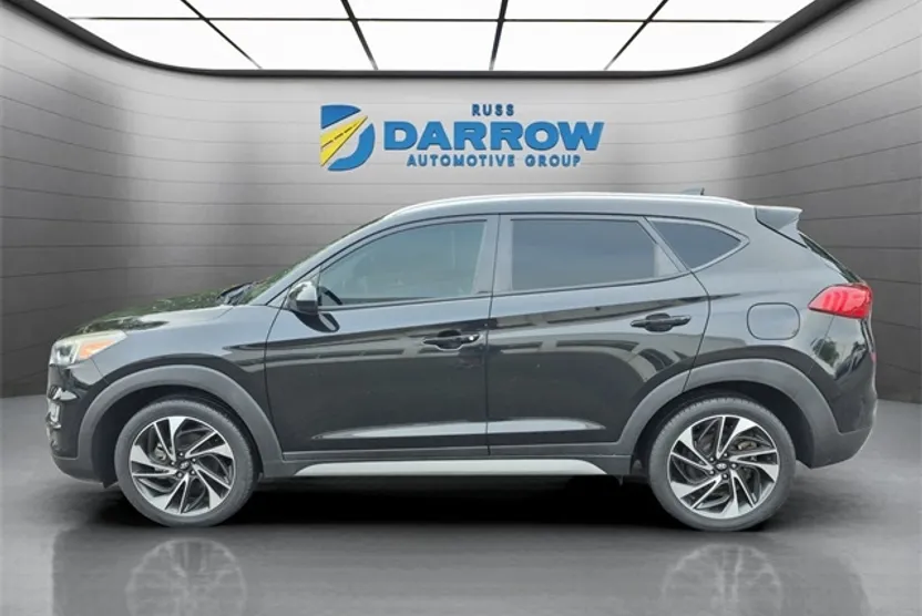 2019 Hyundai Tucson Sport photo 1