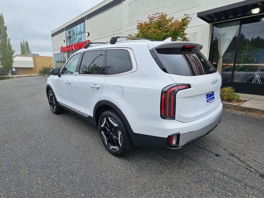 2024 Kia Telluride EX photo 1