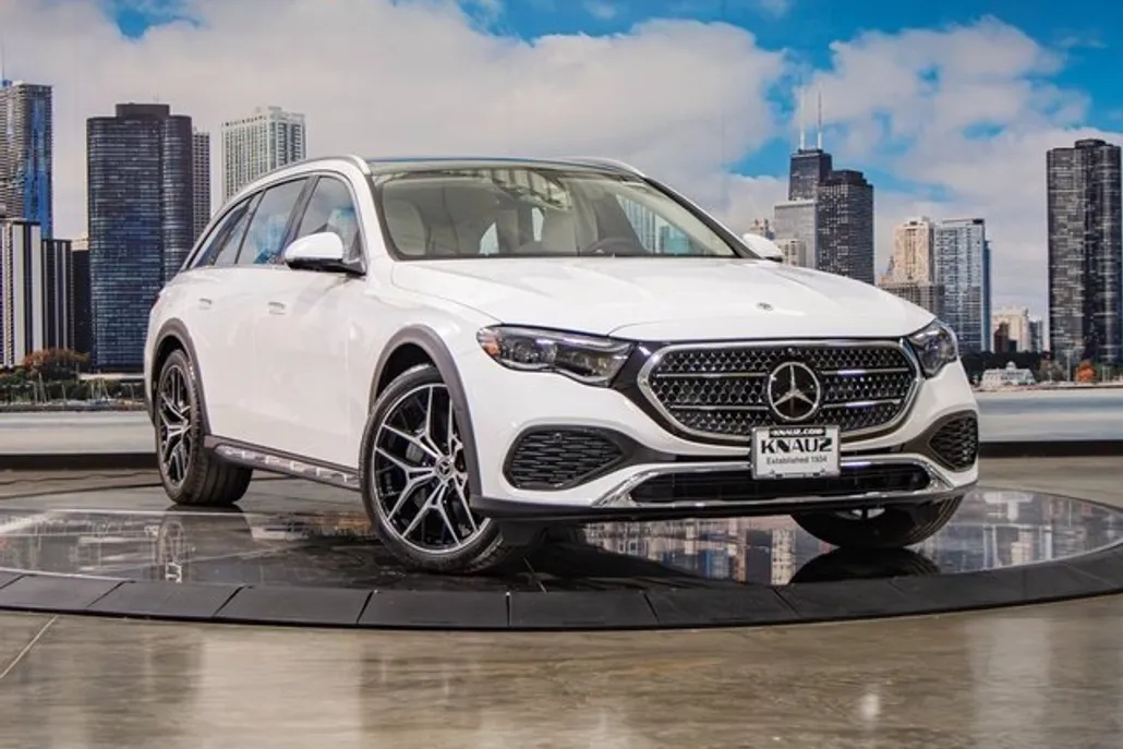 2025 Mercedes Benz E 450 4MATIC All-Terrain Wagon photo 1