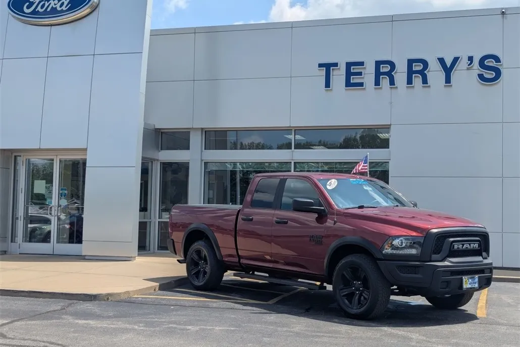 2021 Ram 1500 Classic Warlock photo 1