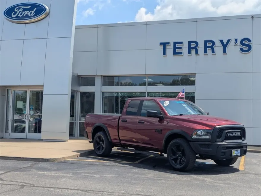2021 Ram 1500 Classic Warlock photo 1
