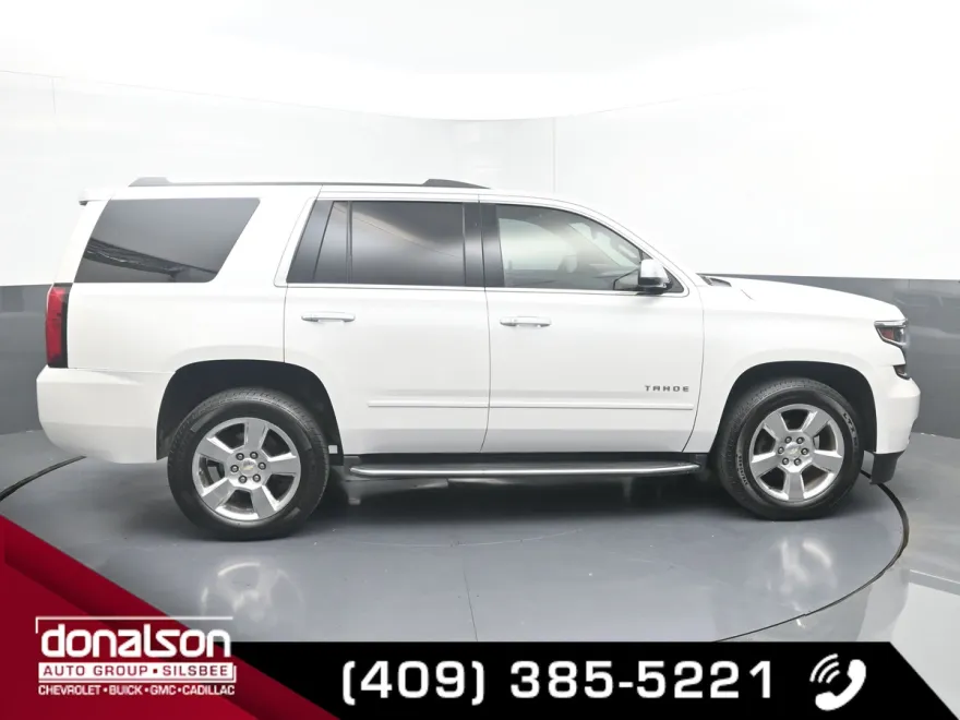 2018 Chevrolet Tahoe Premier photo 1
