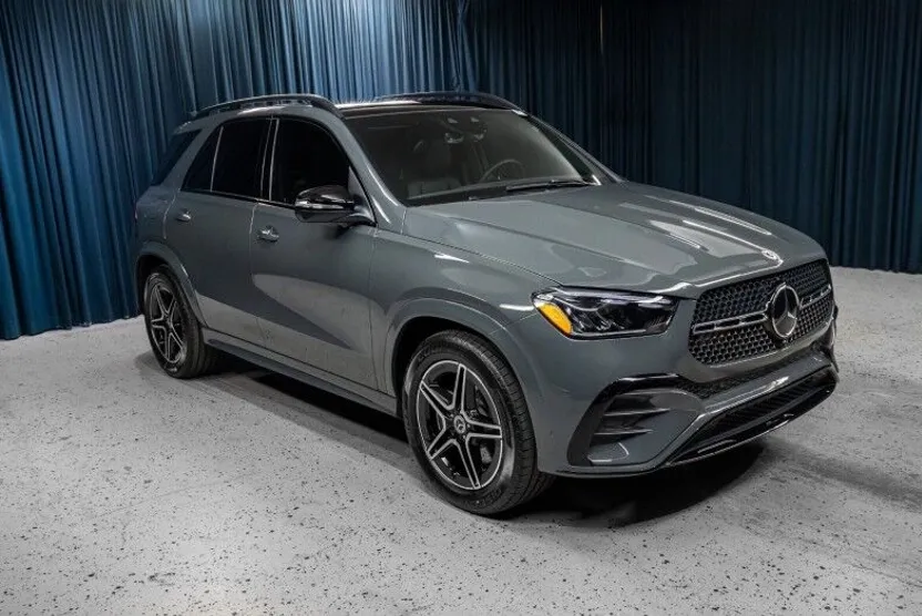 2025 Mercedes Benz GLE 450 4MATIC photo 1