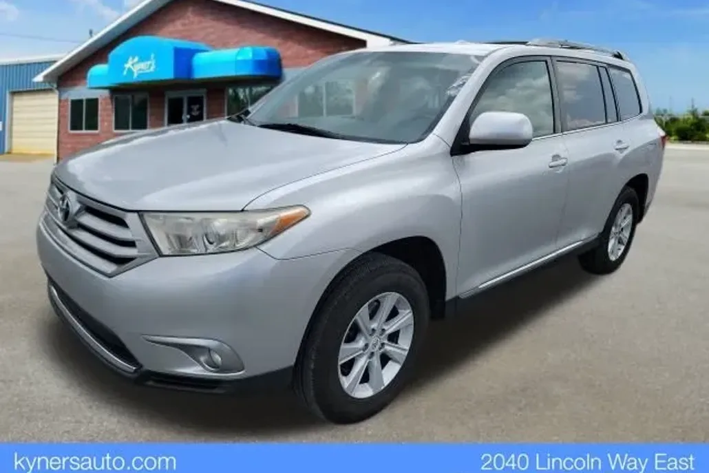 2011 Toyota Highlander Limited photo 1