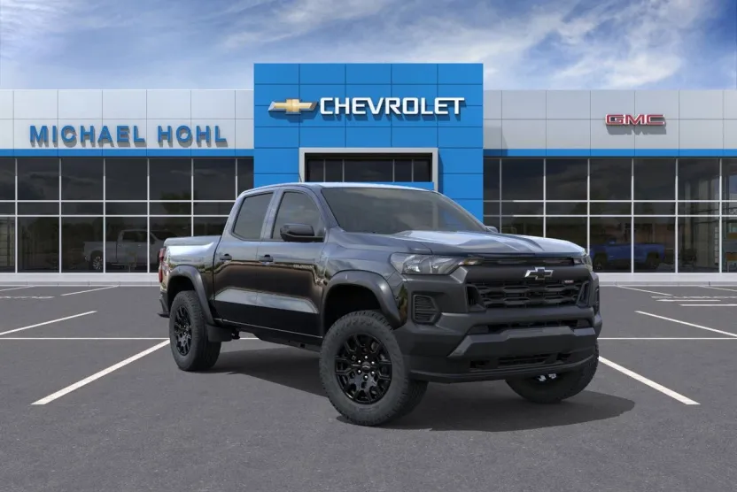 2026 Chevrolet Colorado Trail Boss photo 1