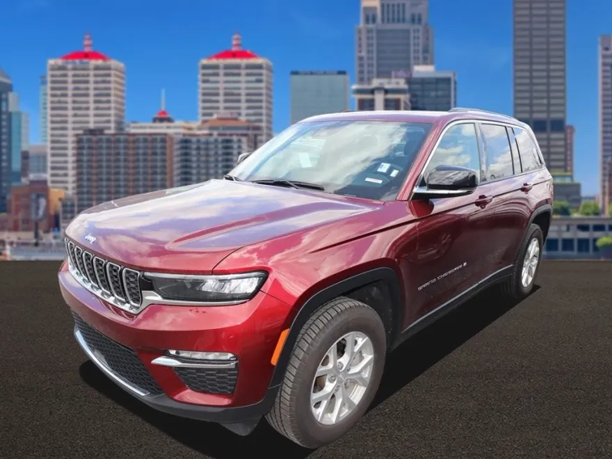 2024 Jeep Grand Cherokee Limited photo 1